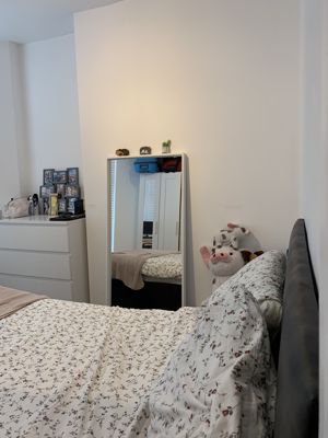 Photo 5- click for photo gallery